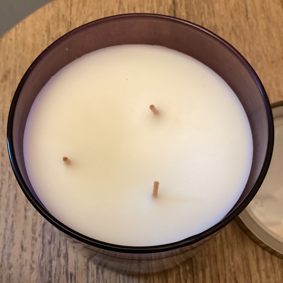 14.5oz  3 wick White Barn  Lavender Vanilla Bath & Body Works Candle - Picture 3 of 6